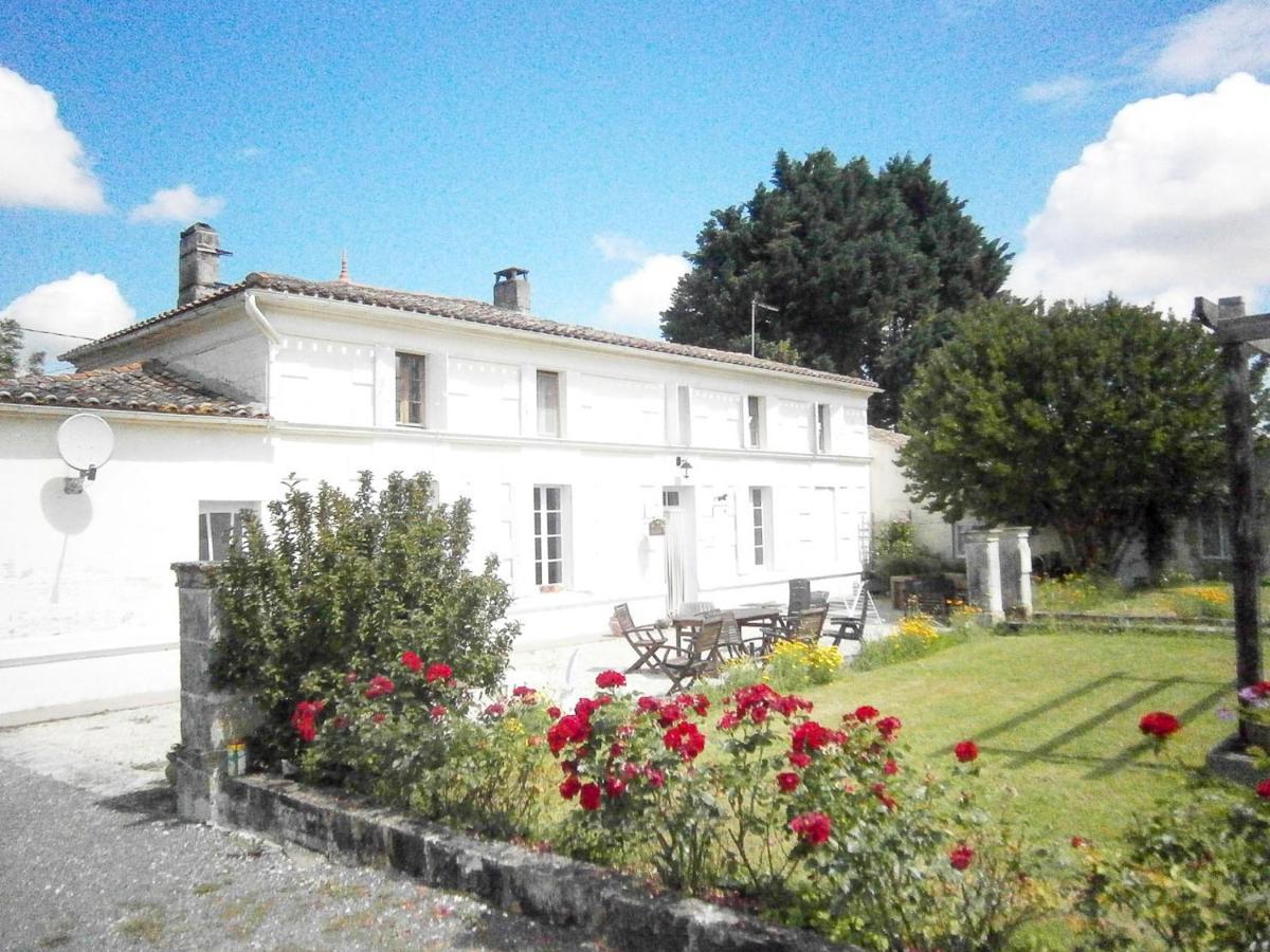 Le Charhido Bed & Breakfast Saint-Fort-sur-Gironde Exterior photo