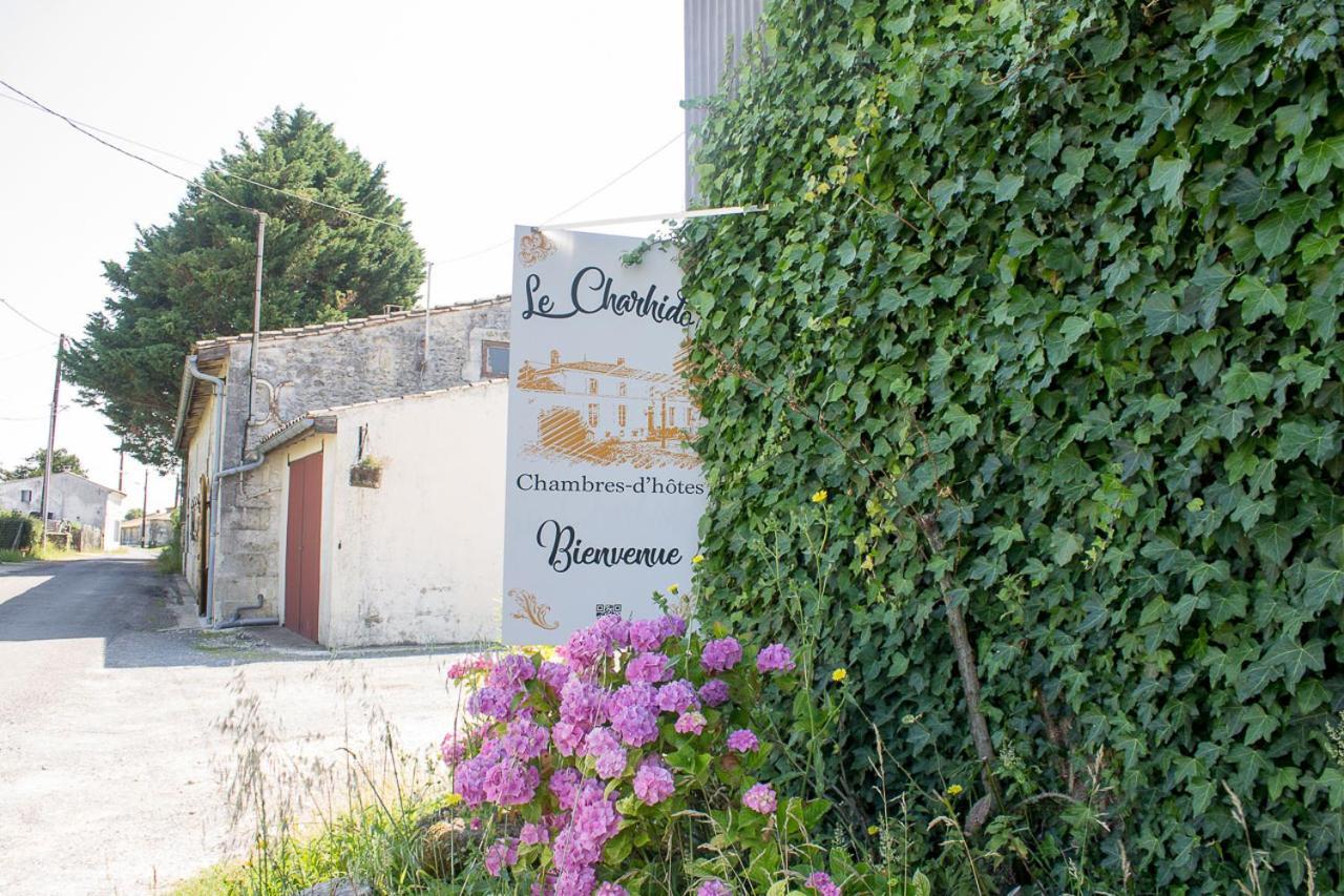 Le Charhido Bed & Breakfast Saint-Fort-sur-Gironde Exterior photo